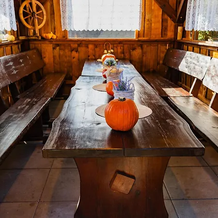 Feriehus Drewniany Daria I Tomek 2 Na 8 Osob Stronie Śląskie