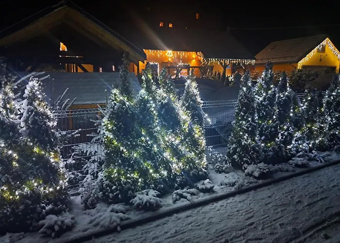 Drewniany Daria I Tomek 2 Na 8 Osob *